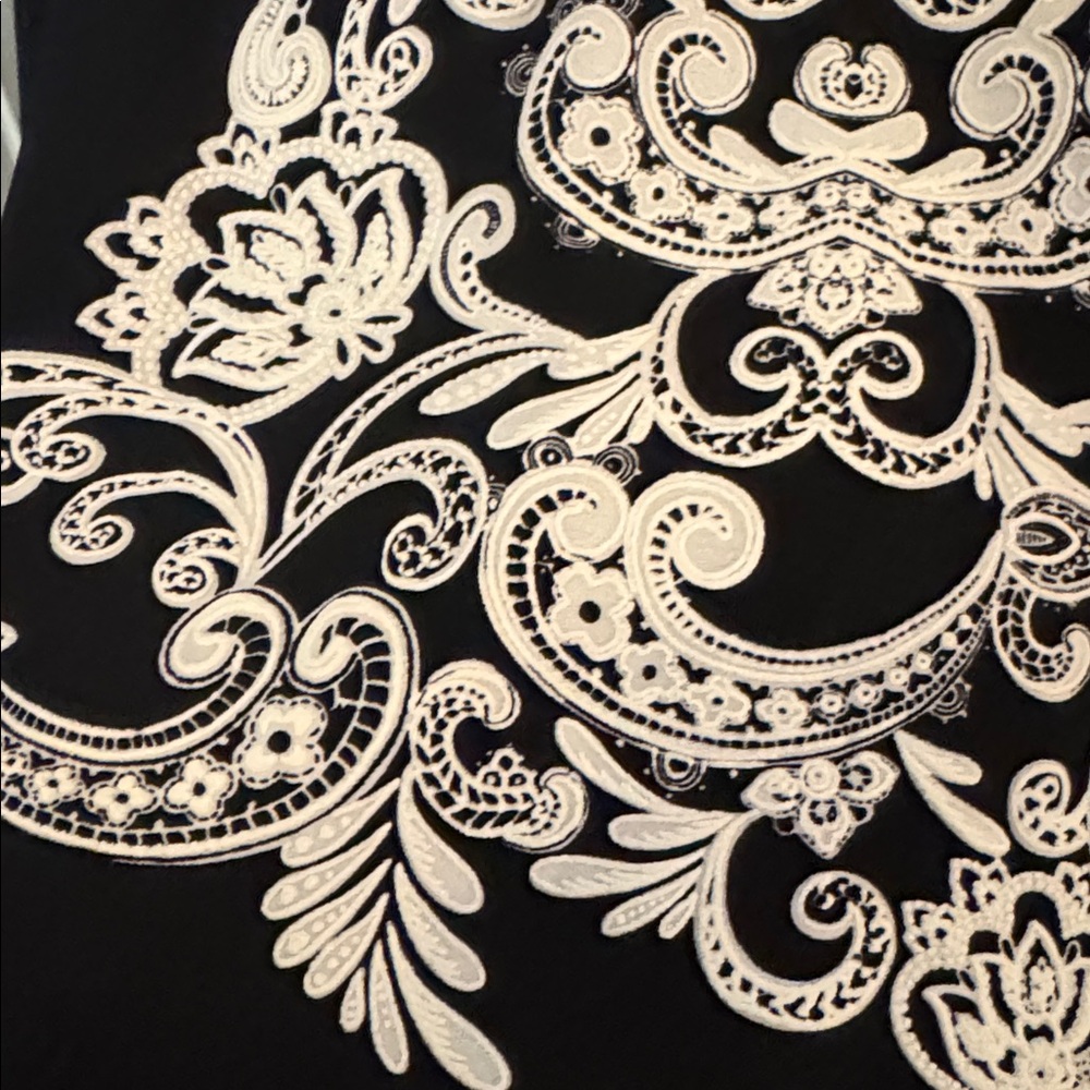 Studio One Monochrome Patterned Dress - Picture 6 of 7